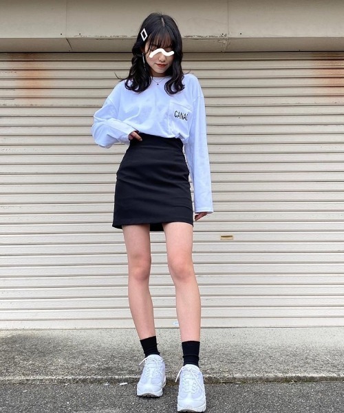 SONA(ソナ)の「SONYUNARA CANADAオーバーフィットTシャツ(Tシャツ/カットソー・レディース・ライトグレー/アイボリー・FREE)」の13枚目の写真