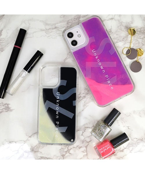 SLY（スライ）の「iPhone12 iPhone12Pro iPhone12mini iPhoneSE(第2世代/第3世代) ケース SLY [ラメ入りネオンサンドケース]（スマホケース/カバー・レディース・ピンク/ブラック・B/A/C）」の4枚目の写真