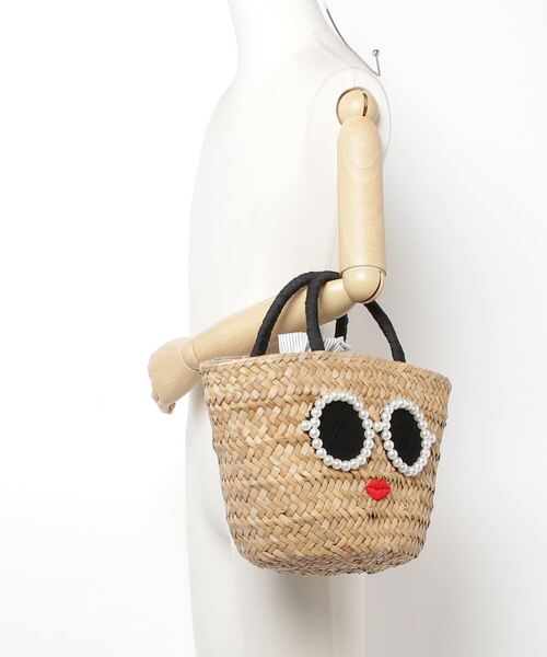 a-jolie（アジョリー）の「a-jolie パールサングラスちゃん 内側ストライプ巾着付き ミニカゴバッグ（かごバッグ・レディース・ナチュラル・FREE）」の4枚目の写真