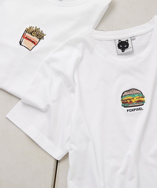 ear PAPILLONNER（イアパピヨネ）の「【FOXPIXEL（フォックスピクセル）】ハンバーガー・ポテト刺繍Tシャツ（Tシャツ/カットソー・レディース・ホワイト/ホワイト系その他/ブラック系その他2/ブラック系その他・FREE）」の2枚目の写真