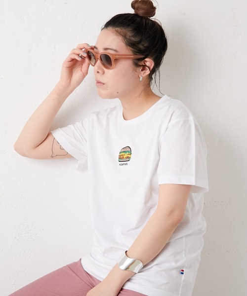 ear PAPILLONNER（イアパピヨネ）の「【FOXPIXEL（フォックスピクセル）】ハンバーガー・ポテト刺繍Tシャツ（Tシャツ/カットソー・レディース・ホワイト/ホワイト系その他/ブラック系その他2/ブラック系その他・FREE）」の5枚目の写真