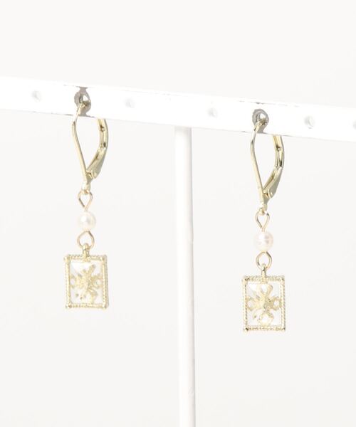 ROPE' PICNIC(ロペピクニック)の「封入透かしパーツフックピアス(ピアス(両耳用)・レディース・ゴールド/ゴールド系その他・FREE)」の7枚目の写真