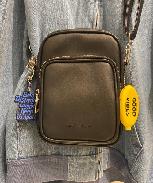 SPINNS（スピンズ）の「フェイクレザー2ポケットショルダーバッグ（ショルダーバッグ・メンズ・ブラック・ONESIZE）」の15枚目の写真