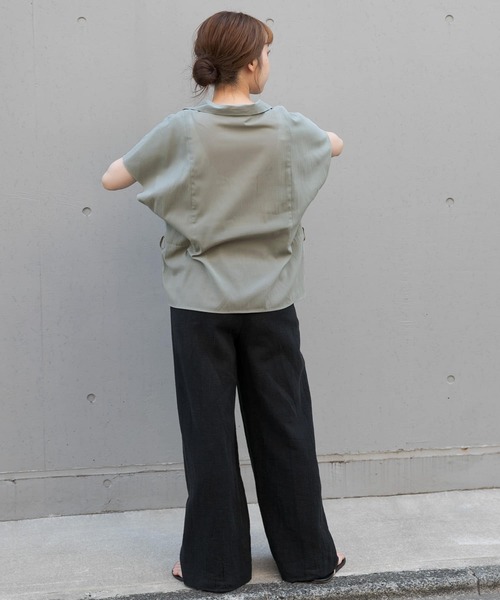 LAATO（ラート）の「STAND COLLAR BLOUSE（シャツ/ブラウス・レディース・ベージュ/グリーン・FREE）」の11枚目の写真