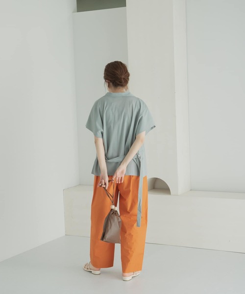 LAATO（ラート）の「STAND COLLAR BLOUSE（シャツ/ブラウス・レディース・ベージュ/グリーン・FREE）」の20枚目の写真