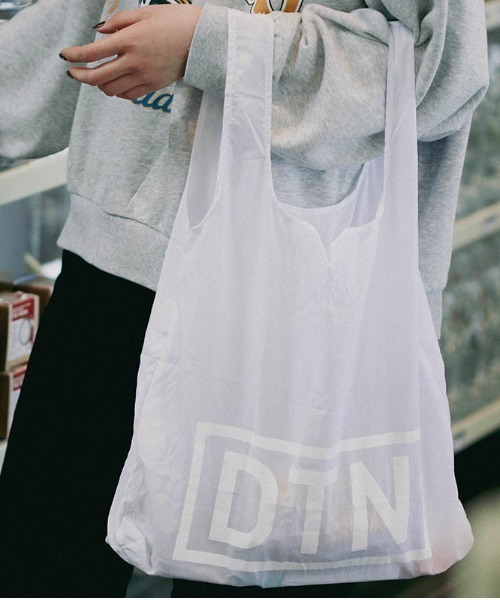 DULTON(ダルトン)の「DTN PACKABLE BAG/パッカブルバッグ(エコバッグ/サブバッグ・メンズ・ホワイト/ブラック・FREE)」の17枚目の写真