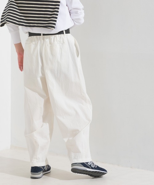 OMNES（オムネス）の「メンズ　ウォッシュ加工　ダンプサーカスパンツ（その他パンツ・メンズ・ブラック/ベージュ/ワンウォッシュ/グリーン系その他/アイボリー/ライトグレー/チェック/桜/カーキ/グリーン系その他2/ネイビー/ブラック系その他/ベージュ系その他/キナリ/ホワイト系その他/インディゴブルー・LARGE/MEDIUM）」の18枚目の写真