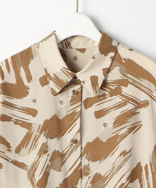 EMMEL REFINES（エメルリファインズ）の「＜EMMEL REFINES（エメル リファインズ）＞EM 袖タック プリント シャツ（シャツ/ブラウス・レディース・ブラック/ベージュ・FREE）」の5枚目の写真