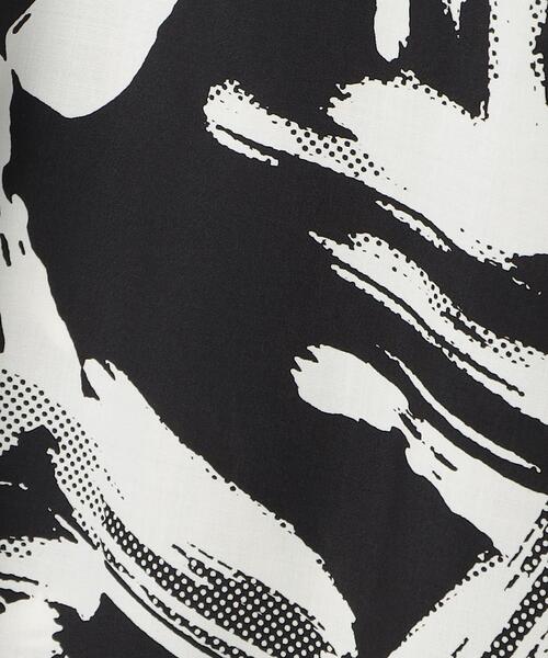 EMMEL REFINES（エメルリファインズ）の「＜EMMEL REFINES（エメル リファインズ）＞EM 袖タック プリント シャツ（シャツ/ブラウス・レディース・ブラック/ベージュ・FREE）」の7枚目の写真