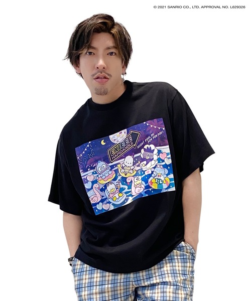 EXIEEE  EXIT Tシャツ サンリオ コラボ ばつ丸 イエロー EXIEEE EXIT Tシャツ サンリオ コラボ ばつ丸 イエロー