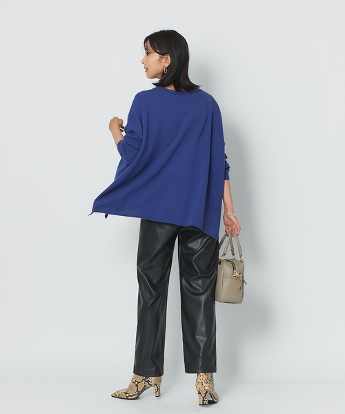 RIVE DROITE（リヴドロワ）の「スタイリングにモード感をプラス　フェイクレザーイージーパンツ（その他パンツ・レディース・ブラック/ベージュ・38/36）」の22枚目の写真