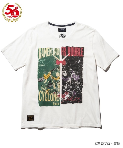 glamb(グラム)の「KAMEN RIDER DOUBLE T / カメンライダーダブルTシャツ【仮面ライダー50周年記念コラボレーション】(パーカー・メンズ・ブラック/ホワイト・1/3/2/4/0)」の2枚目の写真