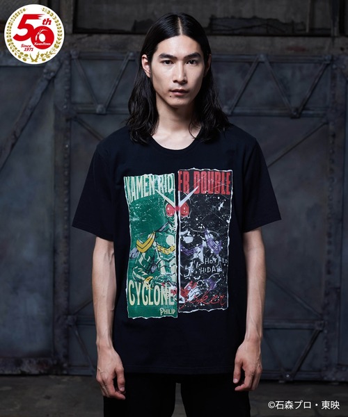 glamb(グラム)の「KAMEN RIDER DOUBLE T / カメンライダーダブルTシャツ【仮面ライダー50周年記念コラボレーション】(パーカー・メンズ・ブラック/ホワイト・1/3/2/4/0)」の8枚目の写真