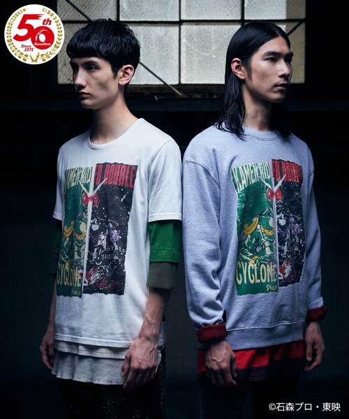 glamb(グラム)の「KAMEN RIDER DOUBLE T / カメンライダーダブルTシャツ【仮面ライダー50周年記念コラボレーション】(パーカー・メンズ・ブラック/ホワイト・1/3/2/4/0)」の4枚目の写真