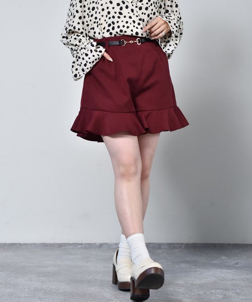 ems excite（エムズエキサイト）の「ベルト付フリルショートパンツ（その他パンツ・レディース・ボルドー/ブラック系その他/ブラック/ブラウン系その他・FREE）」の4枚目の写真