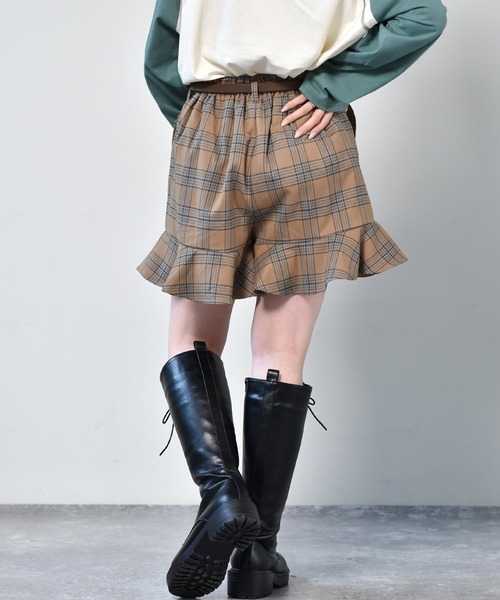 ems excite（エムズエキサイト）の「ベルト付フリルショートパンツ（その他パンツ・レディース・ボルドー/ブラック系その他/ブラック/ブラウン系その他・FREE）」の16枚目の写真