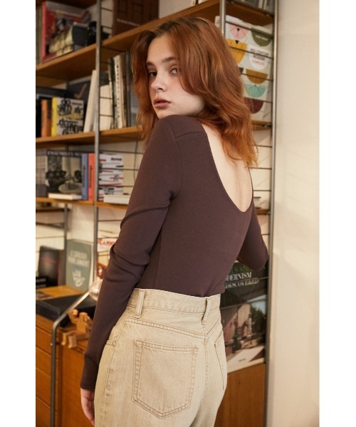 SLY（スライ）の「Sly Skin BACK OPEN T/SH バックオープン Tシャツ（ルームウェア/パジャマ・レディース・イエロー/ブラウン/ブラック・2/1）」の13枚目の写真