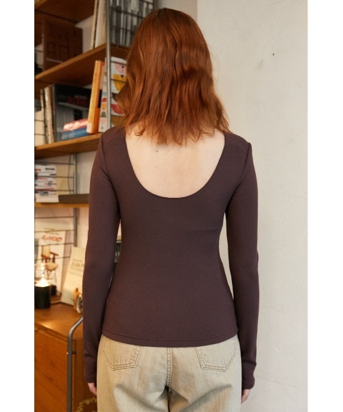 SLY（スライ）の「Sly Skin BACK OPEN T/SH バックオープン Tシャツ（ルームウェア/パジャマ・レディース・イエロー/ブラウン/ブラック・2/1）」の16枚目の写真