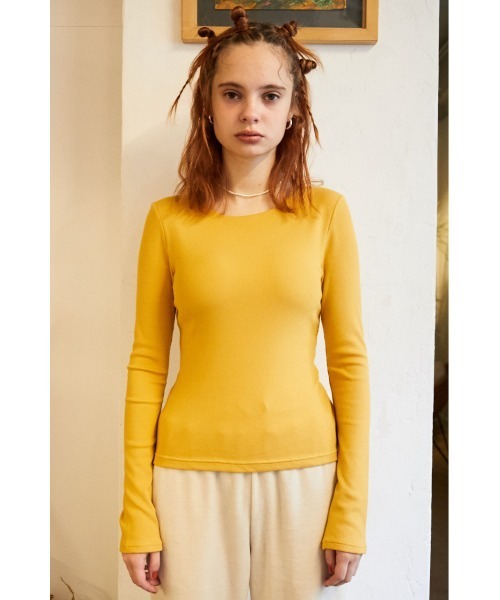 SLY（スライ）の「Sly Skin BACK OPEN T/SH バックオープン Tシャツ（ルームウェア/パジャマ・レディース・イエロー/ブラウン/ブラック・2/1）」の22枚目の写真