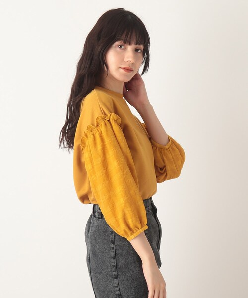 Cutie Blonde(キューティーブロンド)の「◆【S-L】お袖切替プルオーバー(Tシャツ/カットソー・レディース・オフホワイト/ブラック/マスタード・01/02/03)」の1枚目の写真