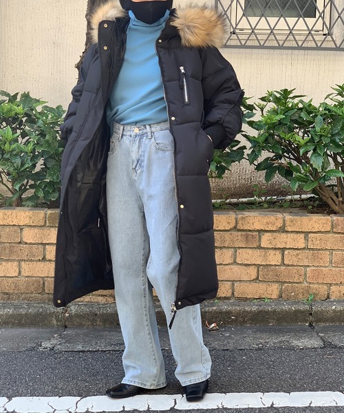 Jewelobe（ジュエローブ）の「フェイクファーフーディロングダウンコート（ダウンジャケット/コート・レディース・ブラック/カーキ/アイボリー/スモークピンク・FREE）」の6枚目の写真