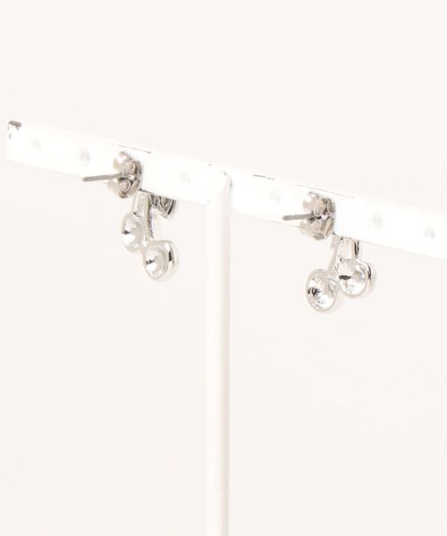 FIG&VIPER（フィグアンドバイパー）の「チェリーピアス（ピアス（両耳用）・レディース・ゴールド/シルバー・FREE）」の3枚目の写真