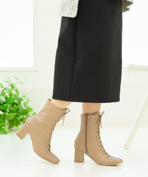 Noubel Voug Relax(ヌーベルヴォーグリラックス)の「サイドジップ レースアップ ミディブーツ(ブーツ・レディース・アイボリー/ダークブラウン/ブラック系その他/ブラック/ベージュ・S/M/L/LL/3L)」の18枚目の写真