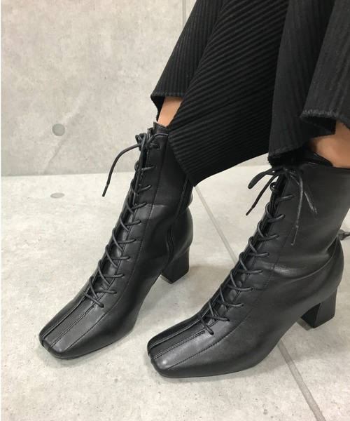 Noubel Voug Relax(ヌーベルヴォーグリラックス)の「サイドジップ レースアップ ミディブーツ(ブーツ・レディース・アイボリー/ダークブラウン/ブラック系その他/ブラック/ベージュ・S/M/L/LL/3L)」の19枚目の写真