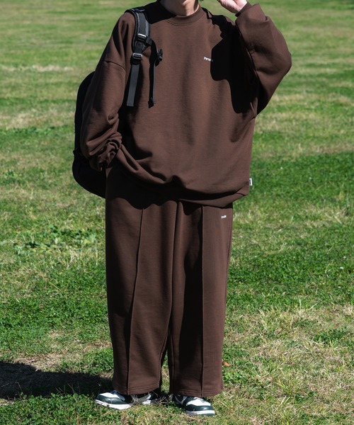 Perushu(ペルーシュ)の「オーバーサイズ刺繍スウェット(スウェット・メンズ・ライトグレー/ブラック/ダークブラウン/グリーン/マスタード/クリーム/ライム/サックスブルー/ライトピンク・MEDIUM/LARGE)」の15枚目の写真