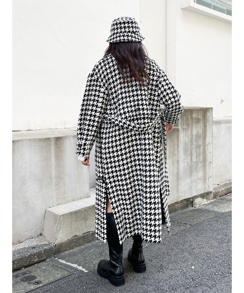 ENVYM（アンビー）の「２ＷａｙルーズダブルＣＴ（その他アウター・レディース・ベージュ/ブラック・FREE）」の16枚目の写真