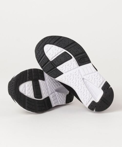 THE NORTH FACE（ザノースフェイス）の「【THE NORTH FACE】K ULTRA LOW III（スニーカー・キッズ・ブラック×ホワイト・15 /20/18/17/19/14/16）」の3枚目の写真