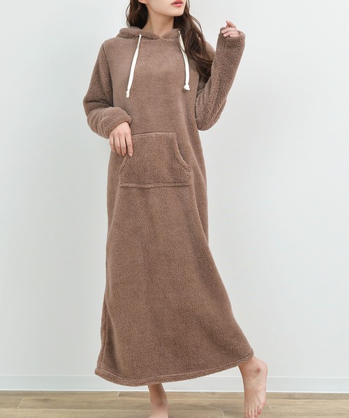 Grandeir（グランディール）の「シープボア マキシ丈 ワンピース（ワンピース・レディース・ネイビー/モカ/ブラウン系その他/ブラック/チャコールグレー/ブルー・ONE SIZE）」の5枚目の写真