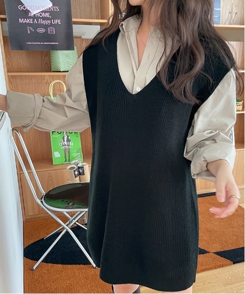 chuu（チュー）の「CHUU ニットVネックdress（ワンピース・レディース・ベージュ/ブラック・FREE）」の14枚目の写真