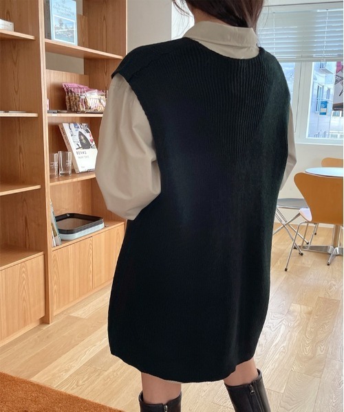 chuu（チュー）の「CHUU ニットVネックdress（ワンピース・レディース・ベージュ/ブラック・FREE）」の16枚目の写真