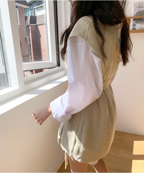 chuu（チュー）の「CHUU ニットVネックdress（ワンピース・レディース・ベージュ/ブラック・FREE）」の13枚目の写真