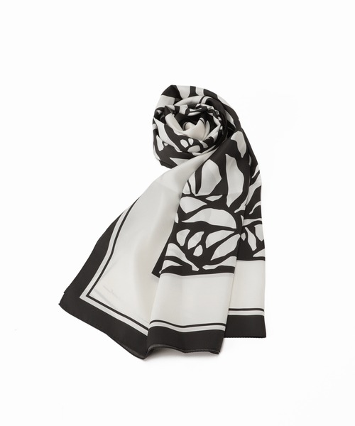 JOURNAL STANDARD（ジャーナルスタンダード）の「大判シルクスカーフ◆（ストール/ショール・レディース・グリーン系その他/ブルー/ブラック系その他・ﾌﾘ-）」の18枚目の写真