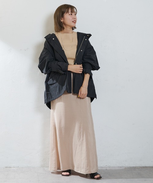 SHENERY（シーナリー）の「セミフレアナロースカート（スカート・レディース・ベージュ/ブルー・36/38）」の12枚目の写真