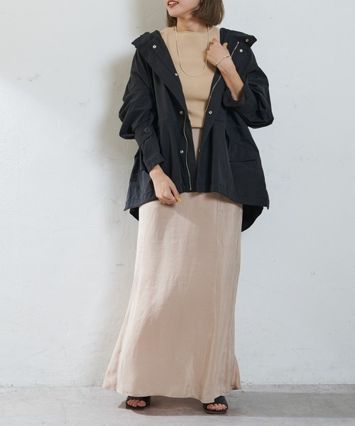 SHENERY（シーナリー）の「セミフレアナロースカート（スカート・レディース・ベージュ/ブルー・36/38）」の11枚目の写真