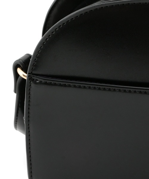 SALON adam et rope'（サロン アダム エ ロペ）の「[追加生産＆新色追加！]【WEB限定】ハーフムーンショルダーバッグ3（ショルダーバッグ・レディース・ブラック/ダークブラウン/ブルー/ホワイト/イエロー/ブルー系その他・FREE）」の12枚目の写真