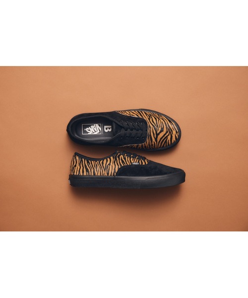 VANS（バンズ）の「AUTHENTIC “UPSIDE DOWN”（スニーカー）」 - WEAR