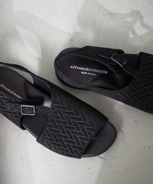 alfredoBANNISTER | 【新色】アシンメトリー ストラップ レザー サンダル（メッシュ型押し）(サンダル)