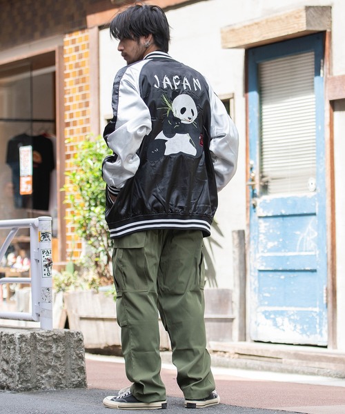 CAVARIA 日本　限定版　スカジャン　サテン unisex Vintage NEO-SIXX 虎 日本限定 スカジャン サテン unisex vintage - メルカリ