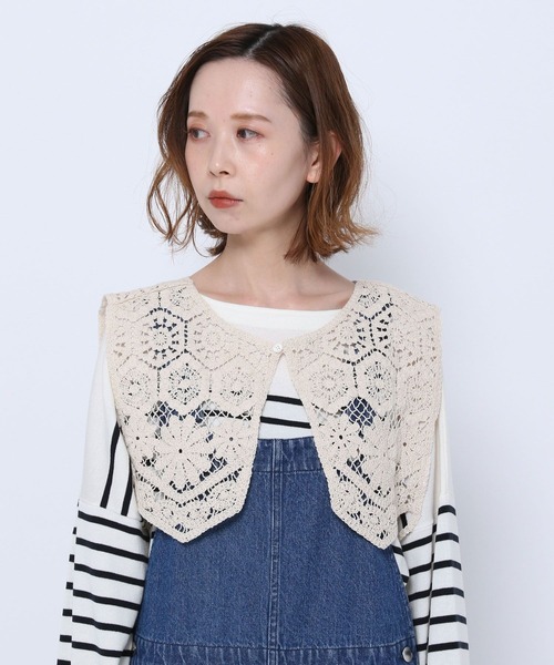 mysty woman(ミスティウーマン)の「2WAY刺繍襟ベスト 274588(ベスト・レディース・ブラック/アイボリー・FREE)」の12枚目の写真