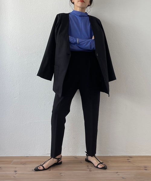wee9s（ウィークス）の「perfect silhouette no collar set up