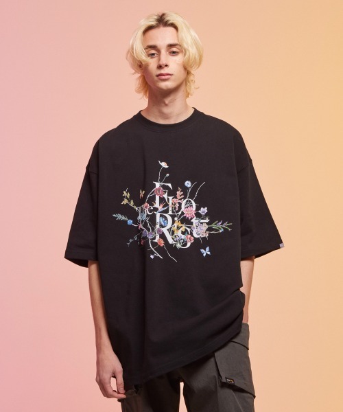 rehacer(レアセル)の「rehacer : The Florist HW Wide T / フローリスト ヘビーウェイト ワイド Tシャツ(Tシャツ/カットソー・メンズ・ブラック/ホワイト・LARGE/X-LARGE/MEDIUM)」の10枚目の写真