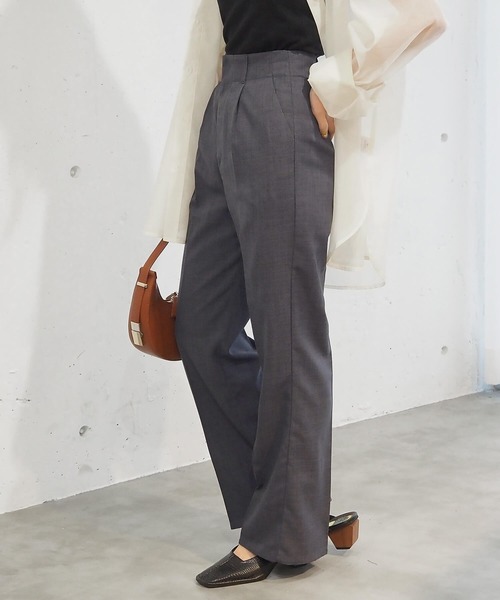 tiptop（ティップトップ）の「【ZOZO限定アイテム】リネンタッチセンタープレスフレアパンツ【2サイズ展開/セットアップ対応】（スラックス・レディース・ブラック/グリーン/アイボリー/ダークオレンジ/グリーン系その他/ダークブラウン/チャコールグレー・S/M）」の16枚目の写真