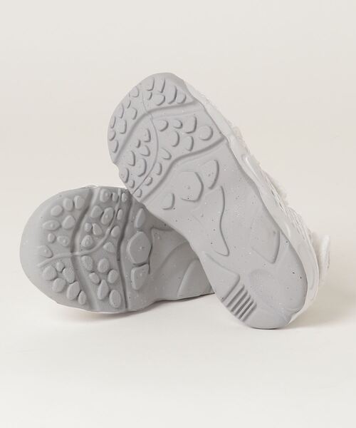 NIKE（ナイキ）の「NIKE LITTLE RIFT TD 317415-111（サンダル・キッズ・ホワイト・12cm/14㎝/13㎝/16cm/15cm）」の13枚目の写真