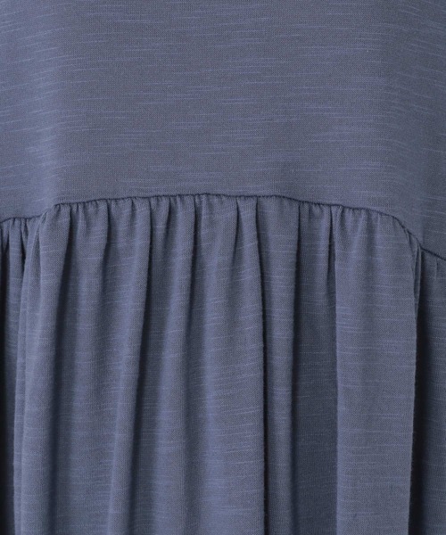 studio CLIP（スタディオクリップ）の「【WEB限定/ウォッシャブル】ギャザーカットワンピース（ワンピース・レディース・ネイビー/ブラック/グリーン/パープル・FREE）」の16枚目の写真