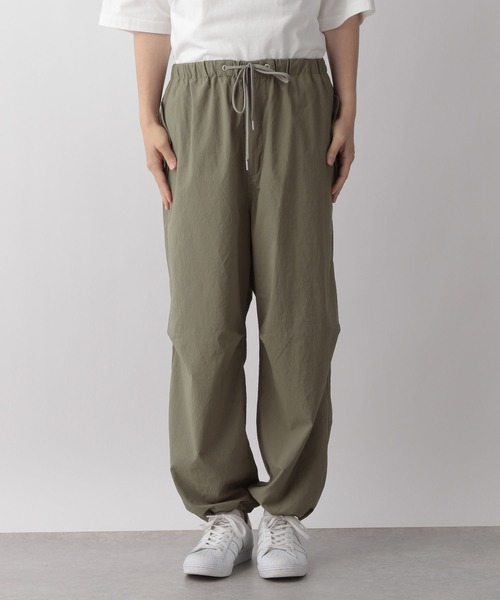 LOWRYS FARM（ローリーズファーム）の「スノーナイロンボリュームパンツ　294635（その他パンツ・メンズ・ホワイト/グリーン・MEDIUM/LARGE）」の11枚目の写真