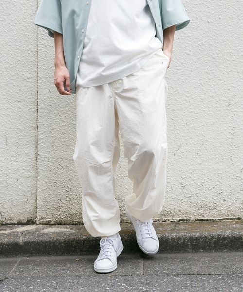 LOWRYS FARM（ローリーズファーム）の「スノーナイロンボリュームパンツ　294635（その他パンツ・メンズ・ホワイト/グリーン・MEDIUM/LARGE）」の8枚目の写真